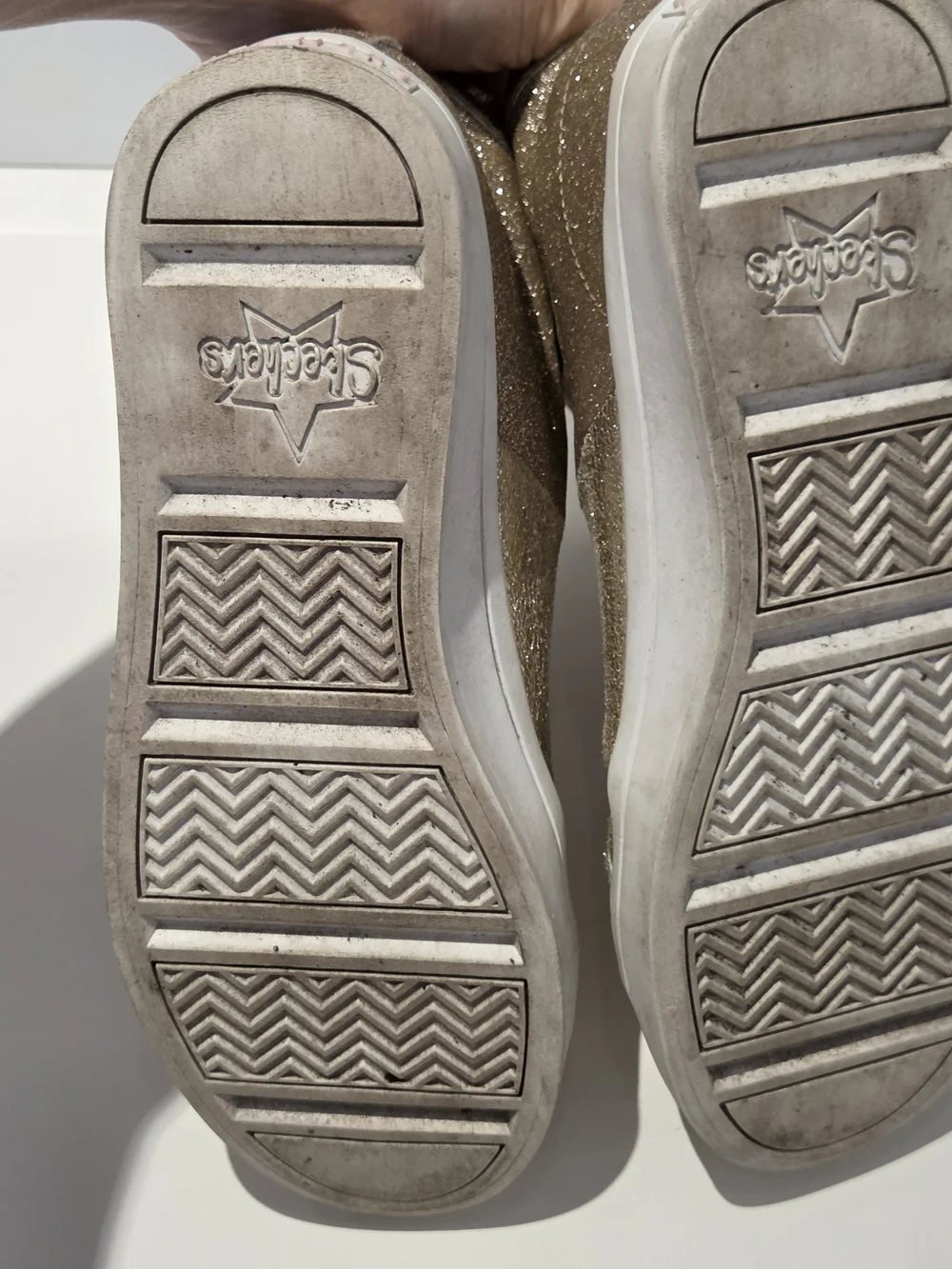 Skechers Girls Shoes Size 4 Hi-Lite Stellar Shine Sneaker With Chain Gold Hi Top